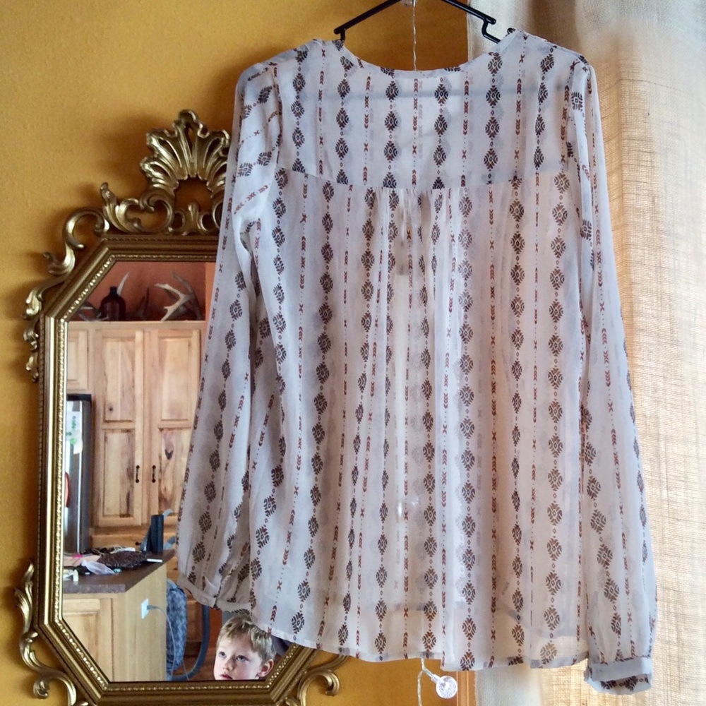 Mystree Aztec Pattern Blouse - Picture 4 of 4